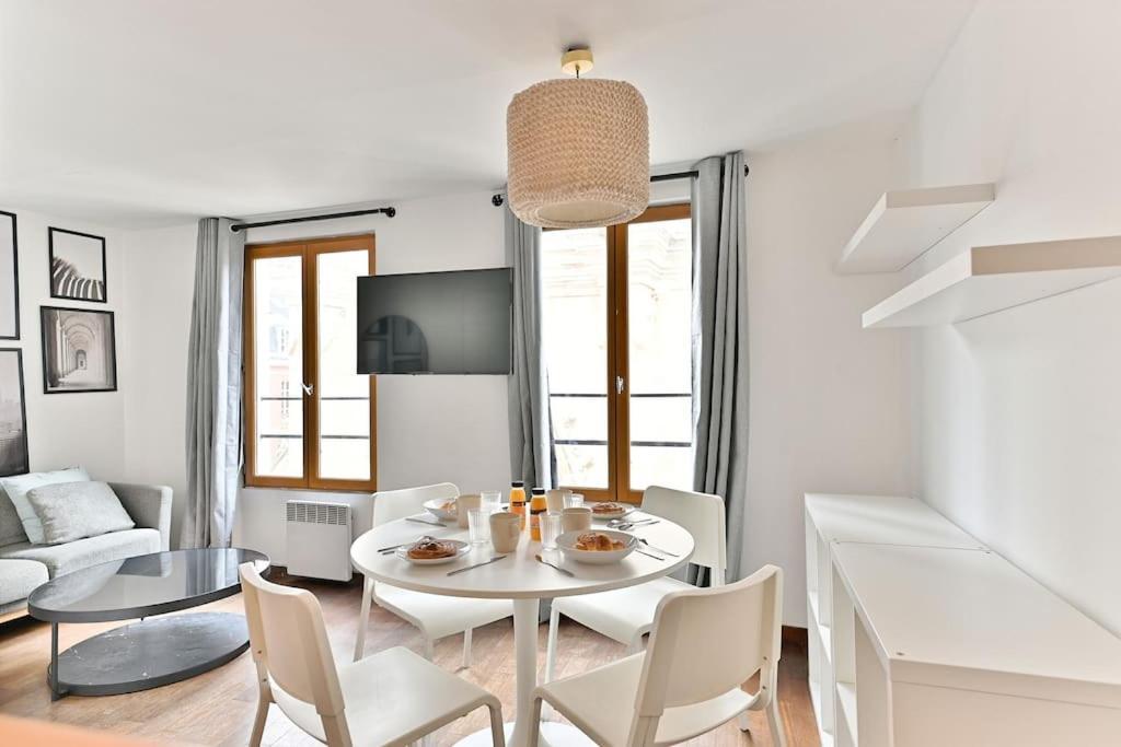 פריז Appartement Paisible Et Central Rivoli מראה חיצוני תמונה