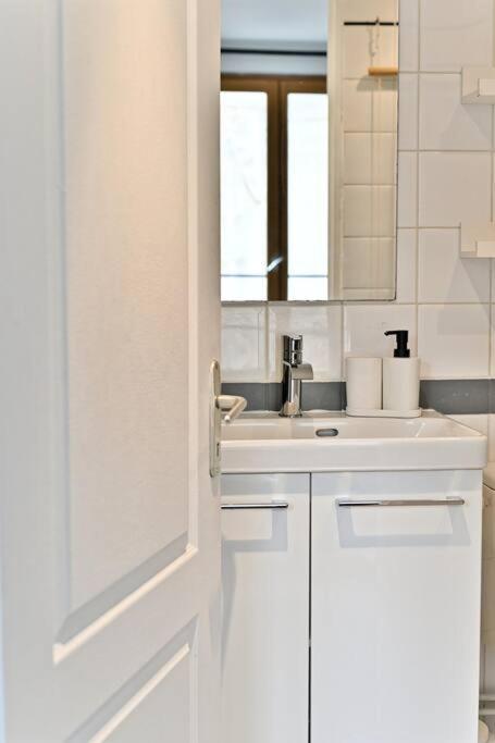 פריז Appartement Paisible Et Central Rivoli מראה חיצוני תמונה